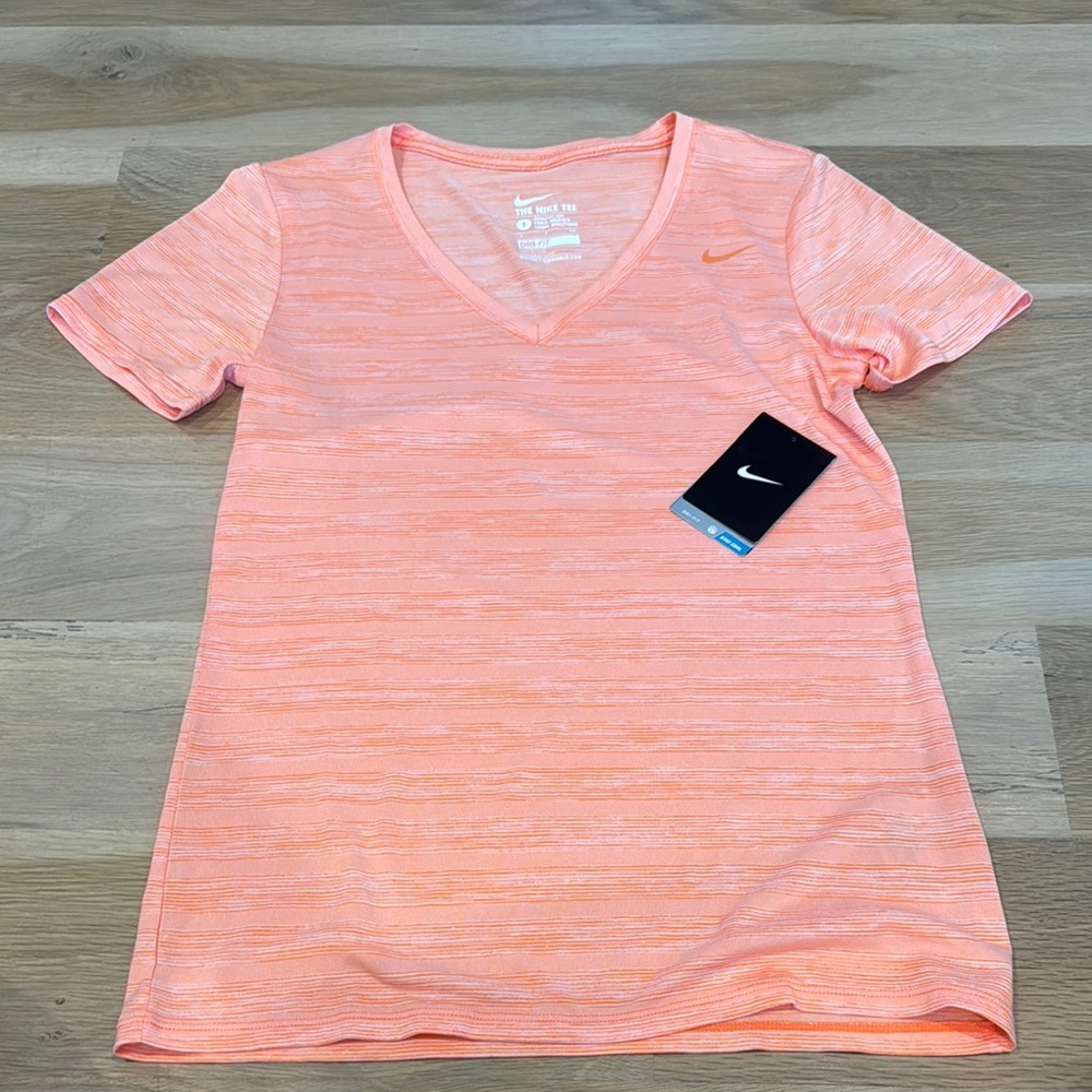 Nike Pink Fitted Short Sleeve T-Shirt